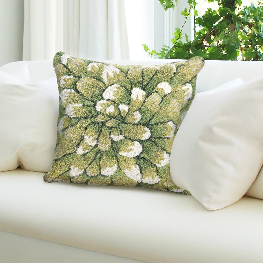 Trans Ocean Frontporch Mum Area Rug