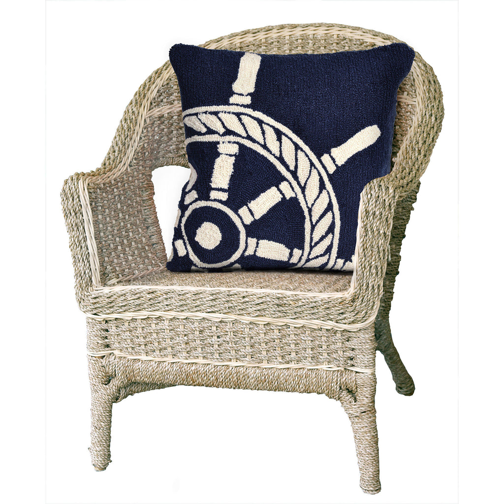 Trans Ocean Frontporch Ship Wheel Area Rug