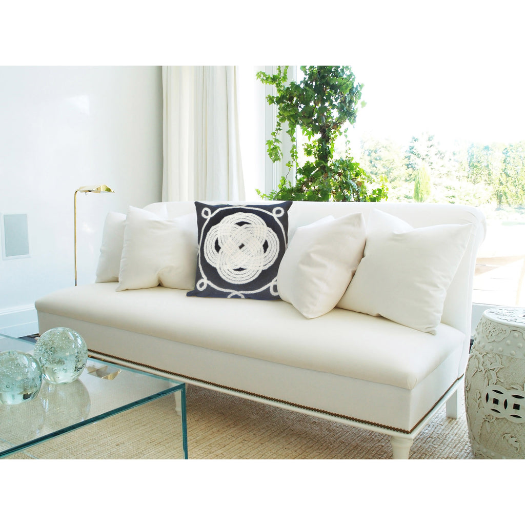 Trans Ocean Visions II Ornamental Knot Area Rug